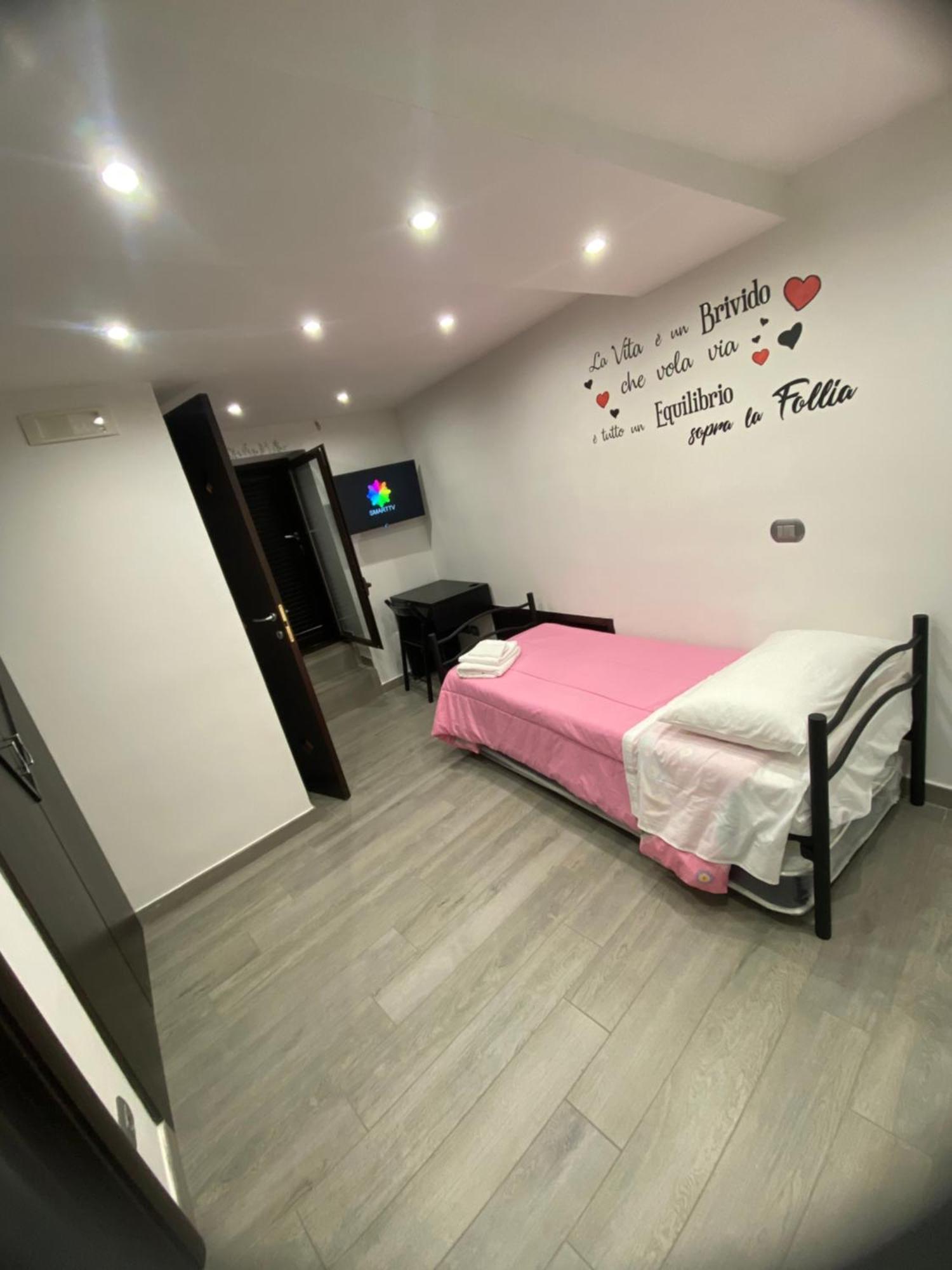 Daly Home Intero Appartamento Mugnano di Napoli Extérieur photo