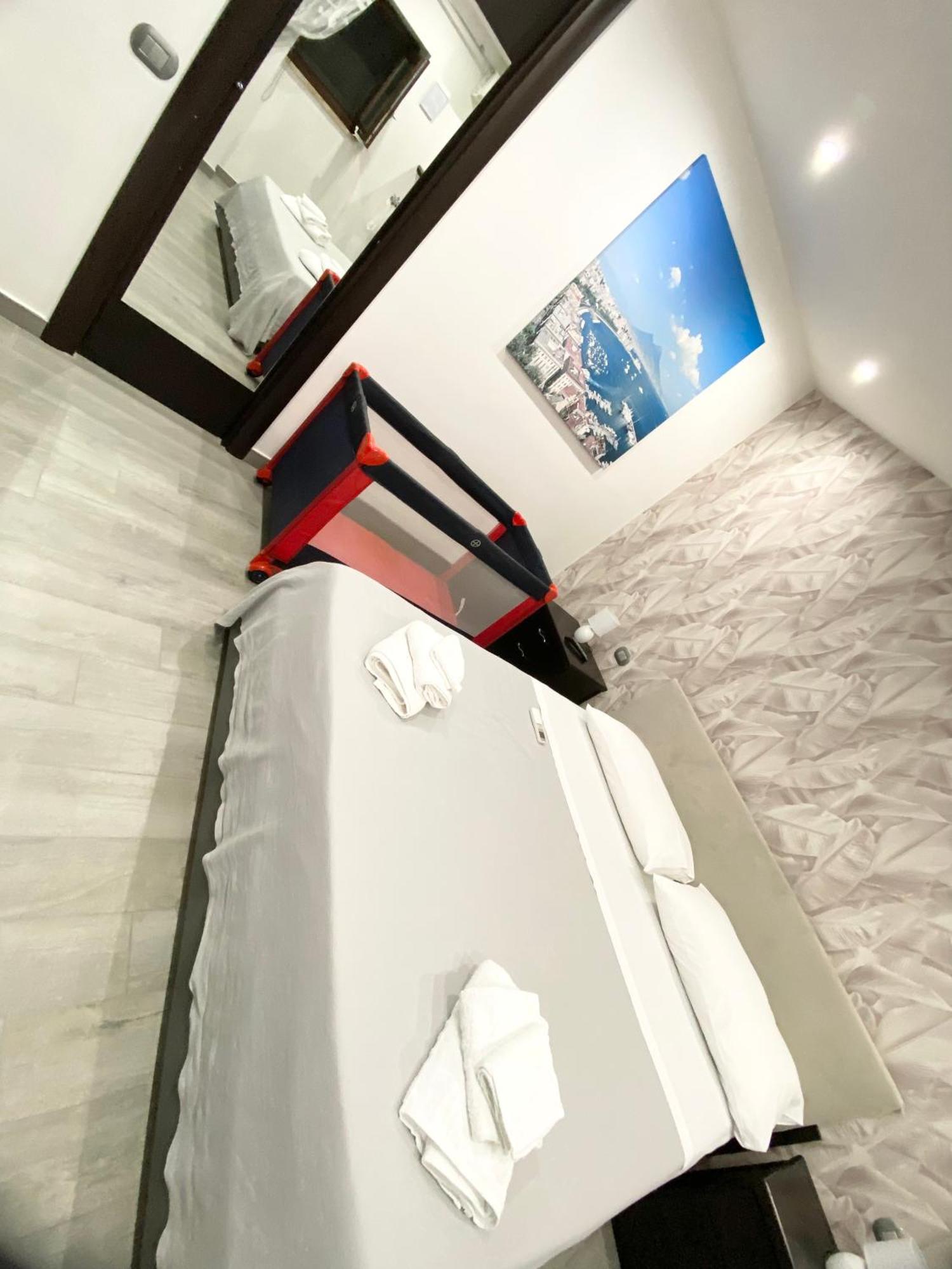 Daly Home Intero Appartamento Mugnano di Napoli Extérieur photo